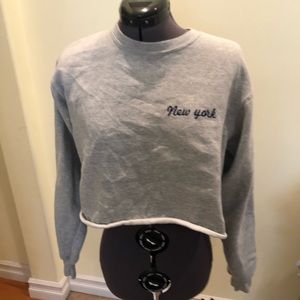 Brandy Melville Cropped New York sweatshirt